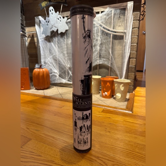 NWT Designer Wall Accents New York City Scape Wall Decals - Picture 1 of 5